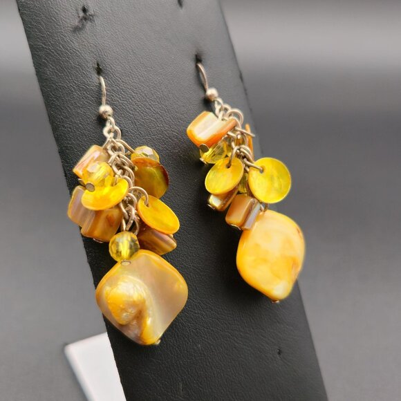Silver Plated Yellow Pearl And Shell Handmade Earrings A6316 - Picture 2 of 5